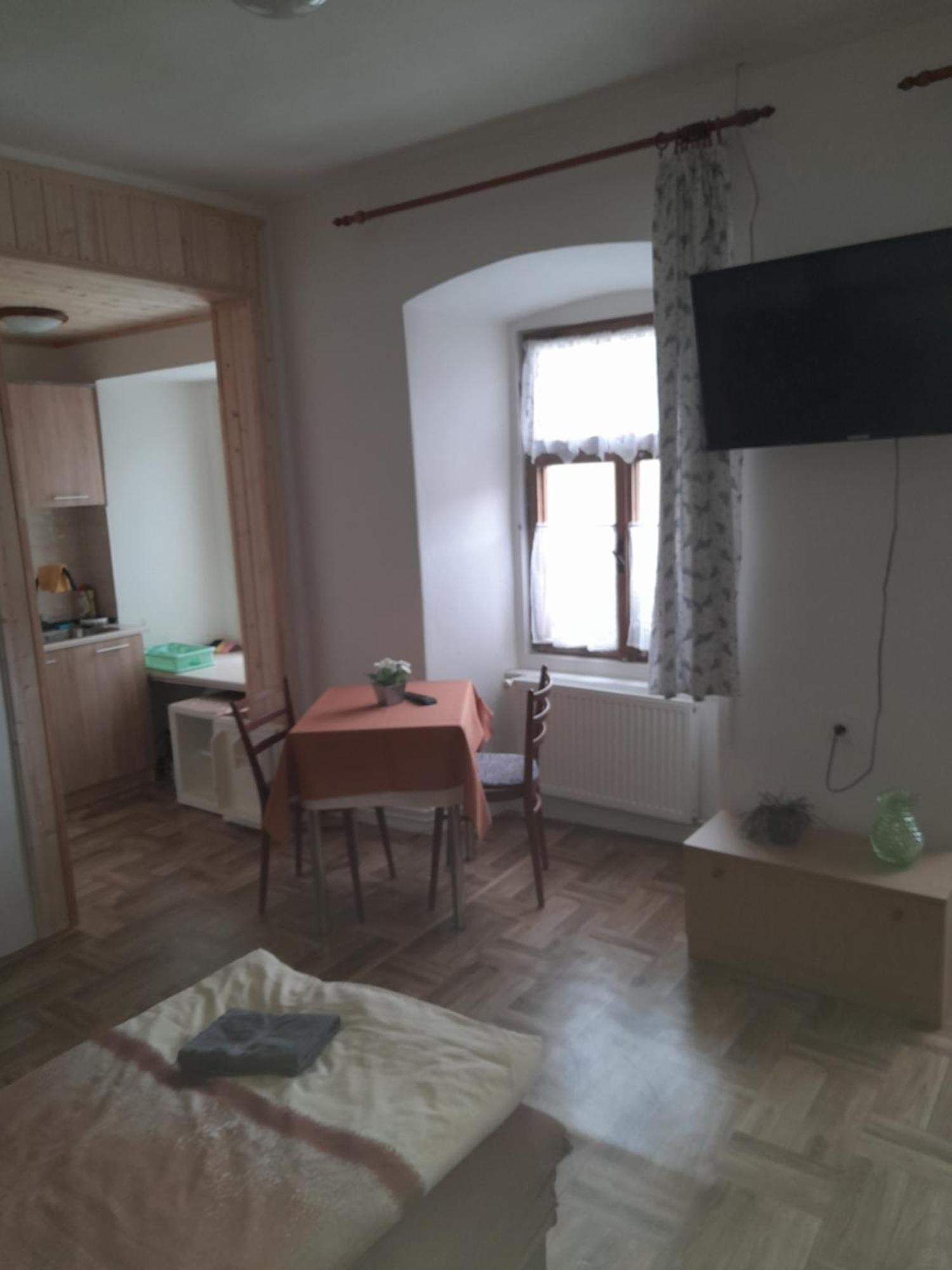 Penzion Sklarska Hospoda Chřibská Extérieur photo
