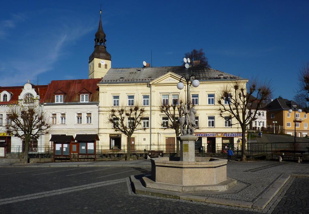 Penzion Sklarska Hospoda Chřibská Extérieur photo