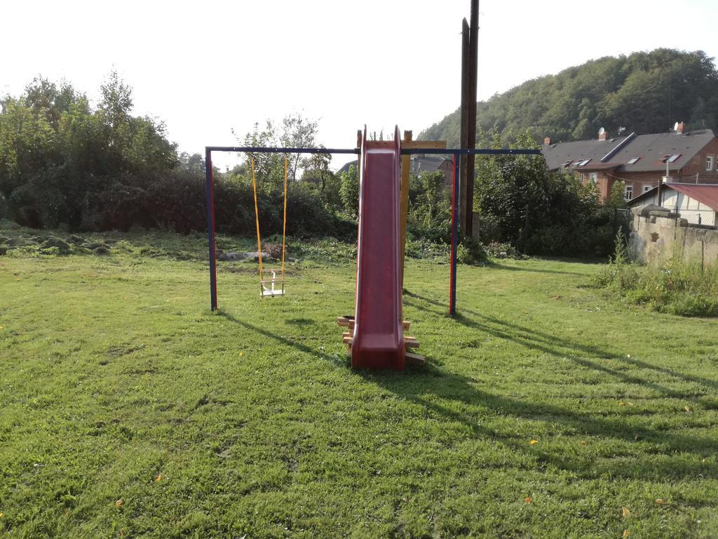 Penzion Sklarska Hospoda Chřibská Extérieur photo