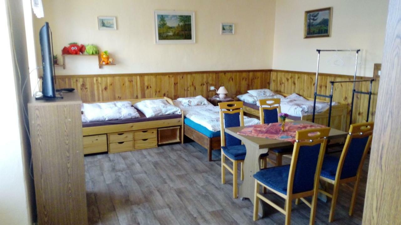 Penzion Sklarska Hospoda Chřibská Extérieur photo